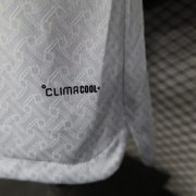 Italy away - Image 3