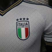 Italy away - Image 4