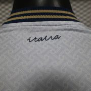 Italy away - Image 7