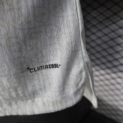 Spain away - Image 7