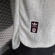 Spain away - Image 4